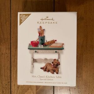 Hallmark Keepsake Mrs. Claus's Kitchen Table 2012 Limited Edition